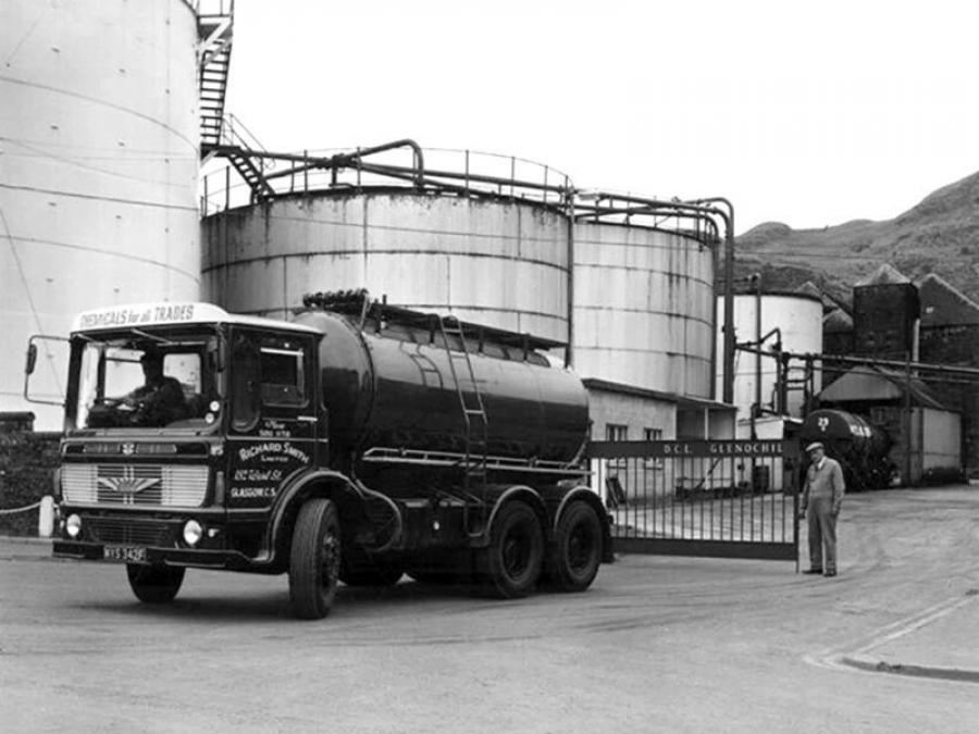  Albion Super Reiver 20 RE33 6x4 Tanker 1966 года  (фото 2 из 2)